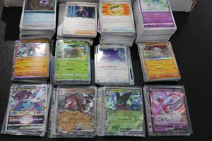 lot 81 image: Pokemon International Lot  2000 Cards