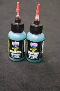 lot 481 image: Lot of (2) Lucas Oil Extreme Duty 1-fl.oz Gun Oil