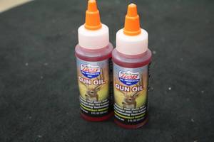 lot 480 image: Lot of (2) Lucas Oil 2-fl.oz Gun Oil