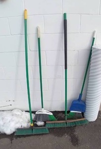 Various Shop Brooms (4)