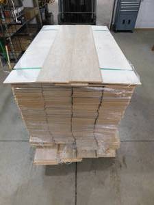 Weathered off White 8 mm  Water Resistant Laminate Wood Flooring (1144 sqft)