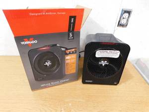 Vornado Forced Air Velocity 5 Whole Room 1500-Watt 5118 BTU Electric Space Fan Electric Heater Furnace, Black