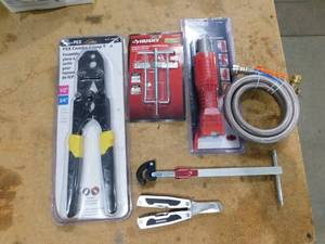 Assorted plumbing tool lot