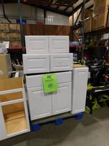 lot 98 image: (7) Hampton Bay Kitchen Cabinet Lot - White