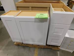 lot 100 image: (3) wHITE Kitchen Cabinet Lot