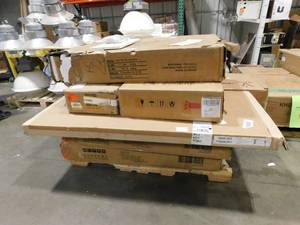 lot 141 image: Assorted pallet of unbuilt furniture