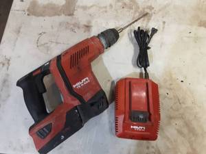 lot 2 image: HILTI 22V Lithium-Ion Cordless TE 6-A22 SDS 12 in. Rotary Hammer with battery and charger