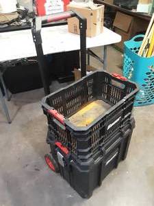 lot 5 image: Bauer modular rolling toolbox and storage tote