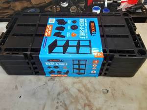 lot 15 image: NEW Maxit Knect-a-shelf 4 level all purpose shelving unit