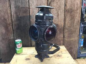 The ADLAKE Non Sweating Lamp - Railroad Lantern