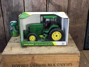 Ertl John Deere 7600 Tractor with MFWD - Diecast