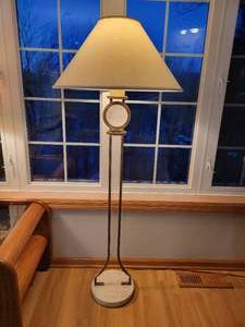 lot 13 image: Marble base Floor Lamp with a destressed finish.