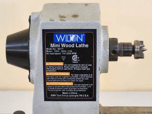 lot 32 image: Wilton Mini Wood Lathe