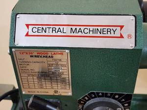 lot 1 image: Central Machinery 12 X 36 Wood Lathe