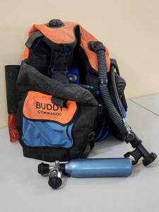 lot 73 image: Scuba Diving Vest with Gear