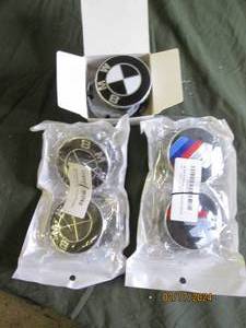 3 packages of 4 new well center caps