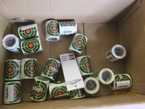 18 packages of new shooting targets on rolls