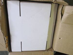 box of 25 new mailer boxes 5x5x2...