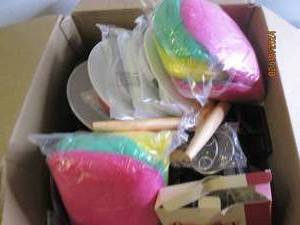 box of misc kitchen items...