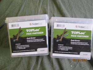 2 plastic containers of toploc face fasteners deck screw ivory 350 per conatiner 1-t20 drive bit per container