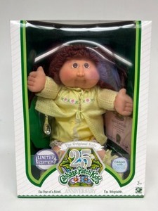 lot 32 image: RARE Box Signed By XAVIER Cabbage Patch Kids 25th Anniversary Limited Edition Karren Ruthanne 2008 NEW