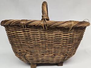 lot 98 image: Antique Woven Handled Basket wWood Base