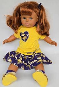 lot 104 image: Vintage 1986 MAX ZAPF Germany Doll Dressed in Vikings Outfit