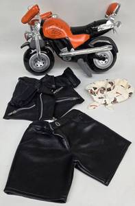 lot 62 image: HARLEY DAVIDSON Build A Bear Collectibles