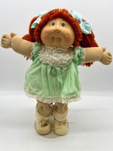 lot 67 image: Early CABBAGE PATCH Redhead Emma Grace Green Eyes, Freckles & Double Dimples DOLL