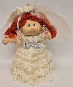 lot 1 image: Vintage RARE Tsukuda Japanese Bride Cabbage Patch Girl