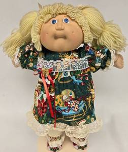 lot 199 image: Vintage Cabbage Patch Girl Doll wChristmas Dress 