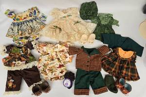 lot 219 image: 7 Fall Harvest Themed Outfits for Cabbage Patch Dolls