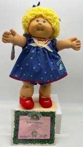 lot 179 image: Vintage CABBAGE PATCH Golden Yellow Poodle Hair w Blue Eyes Toothy Smile HM#5-6 TREVA CASSIE