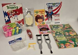 lot 260 image: Cabbage Patch Collectibles and Accessories