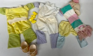 lot 246 image: Vintage CABBAGE PATCH Clothing Girls Jogger Sets, Winter Hat & Scarf
