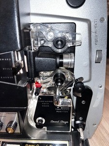 SEARS SOUNDSTAGE AUTOMATIC 8MM SOUND MOVIE PROJECTOR