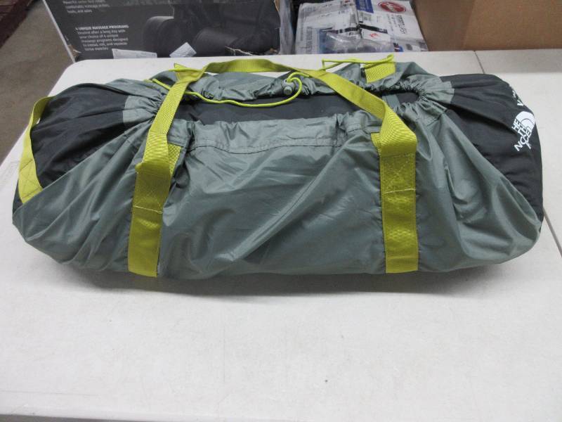 lot 108 image: The North Face Wawona 4 Four-Person Camping Tent  (No Flame-Retardant Coating), Agave GreenAsphalt Grey, One Size - Return, May be Slightly Used.