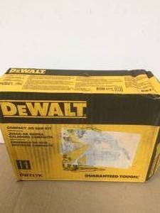 DEWALT 5.5 Amp Corded Variable Speed Jig Saw Kit with Bag Customer Returns See Pictures