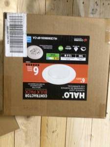 HALO HLC 6 in. 3000K White Integrated LED Recessed Light Trim Customer Returns See Pictures