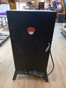 Landmann Smoky Mountain Gas Smoker