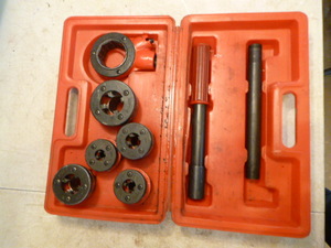 Ratchet Pipe Threader Kit