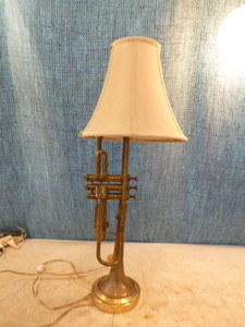 Trumpet Lamp