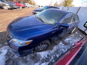 2010 Toyota Camry Hybrid - 2 OWNERS
