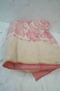 PinkOff White 100% Wool Blanket