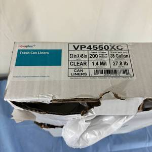 1 Case (200 per case) NEW Novaplus VP4550XC 33 x 45 Garbage 1.4 Mil Trash Can Liners - Clear -  Highly puncture and tear resistant  Maximum film strength - box has damage