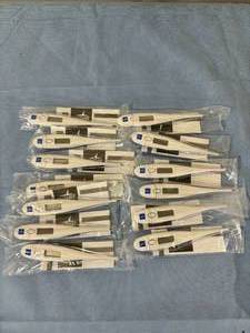 Lot of 13 NEW Medline MDS9950B 30-Second Oral Digital Stick Thermometers
