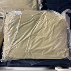 1 Case (6 each) NEW Medline MDT219715 Nylex Ultra Latex Free Reusable Pillow - Tan - Box Is Damaged