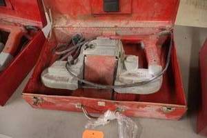 lot 552 image: Milwaukee Heavy Duty Deep Cut Bandsaw with Metal Case