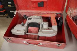 lot 553 image: Milwaukee Heavy Duty Deep Cut Bandsaw 6230 with Metal Case