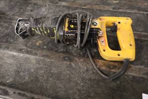 lot 591 image: DeWalt Reciprocating Saw DW304
